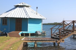 Mango Creek Lodge - Хондурас